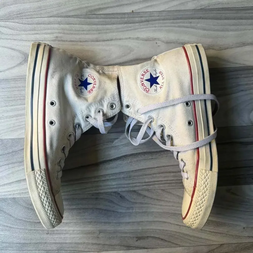Converse Chuck Taylor All Star High Top Sneakers Cream M7650